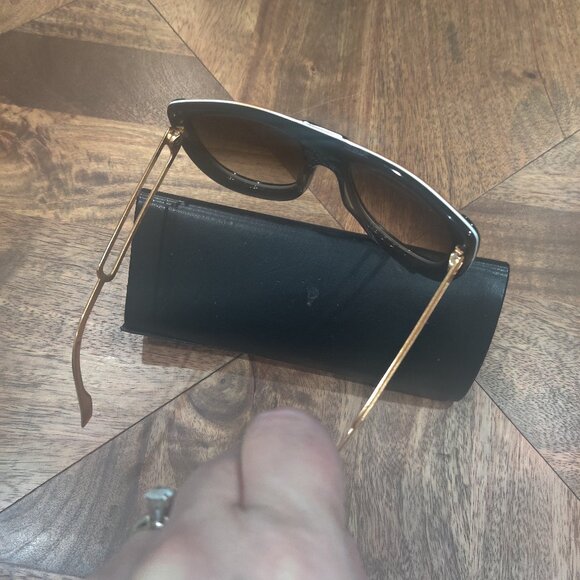 Fendi 2011 Runway sunglasses New - Picture 3 of 4